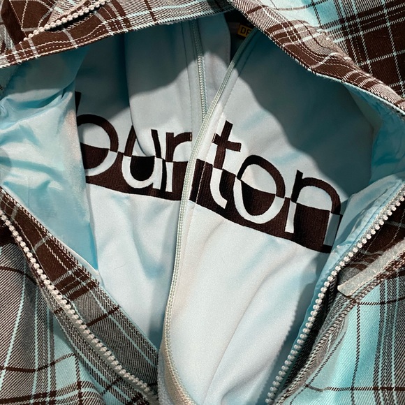 Burton snowboard jacket - Picture 3 of 3